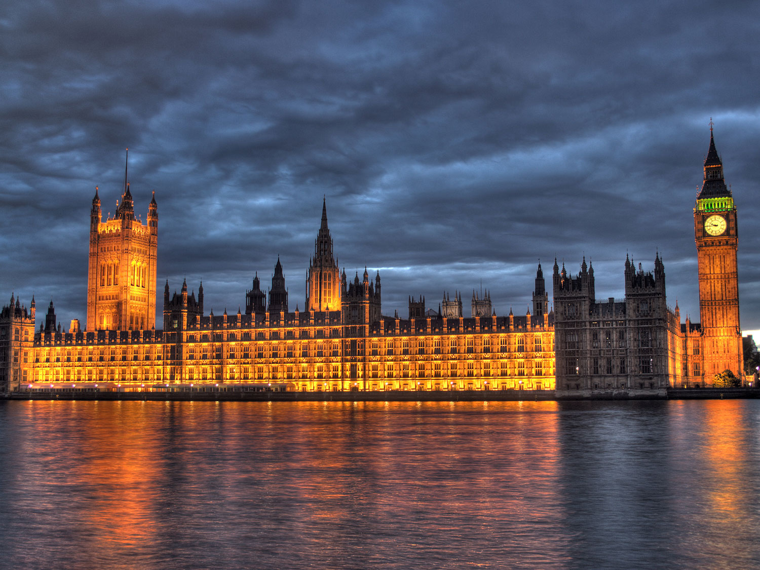 Developments avert No Deal but dangers remain Developments avert No Deal but dangers remain