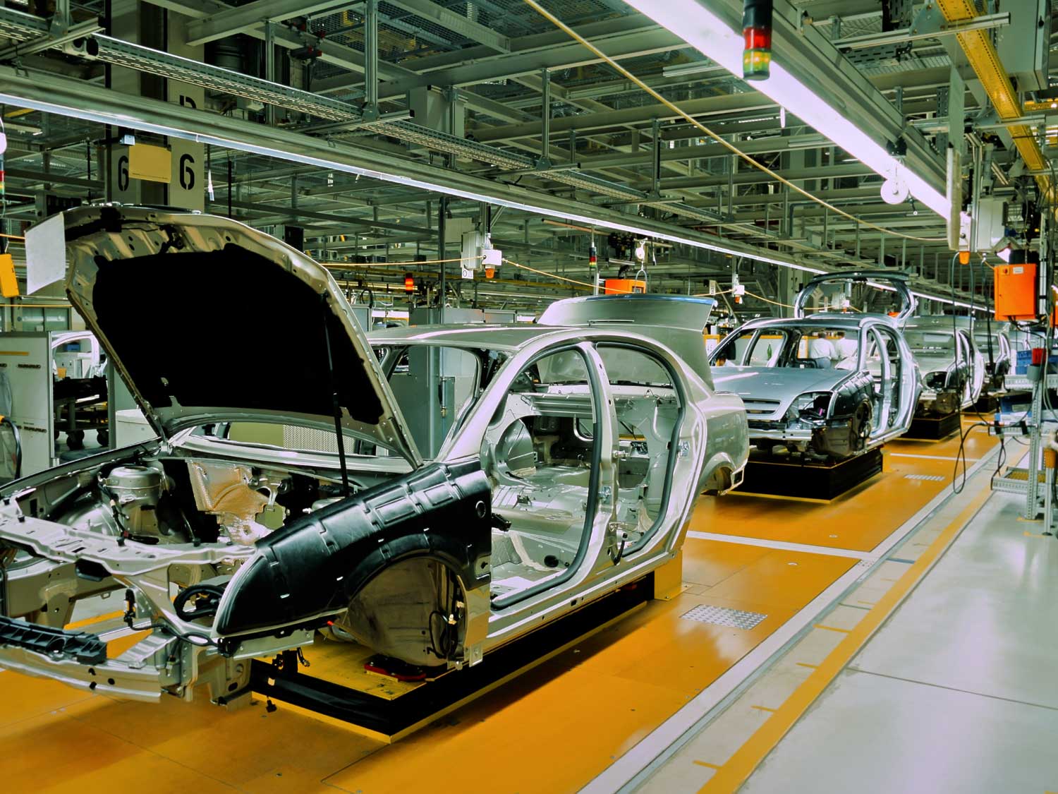 steel in car manufacturing