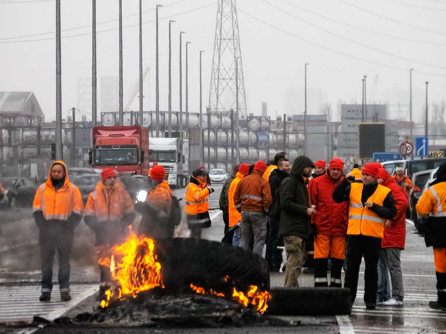 Rotterdam Strike Suspended as Europe’s Port Disputes Worsen